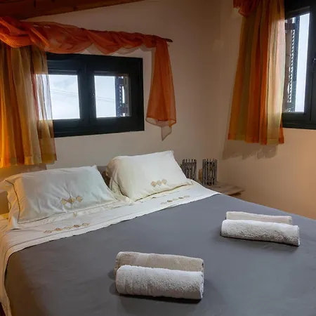 τείχιο Mariandas House - Tihio - πέτρινη