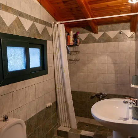 τείχιο Mariandas House - Tihio - πέτρινη * Tichio